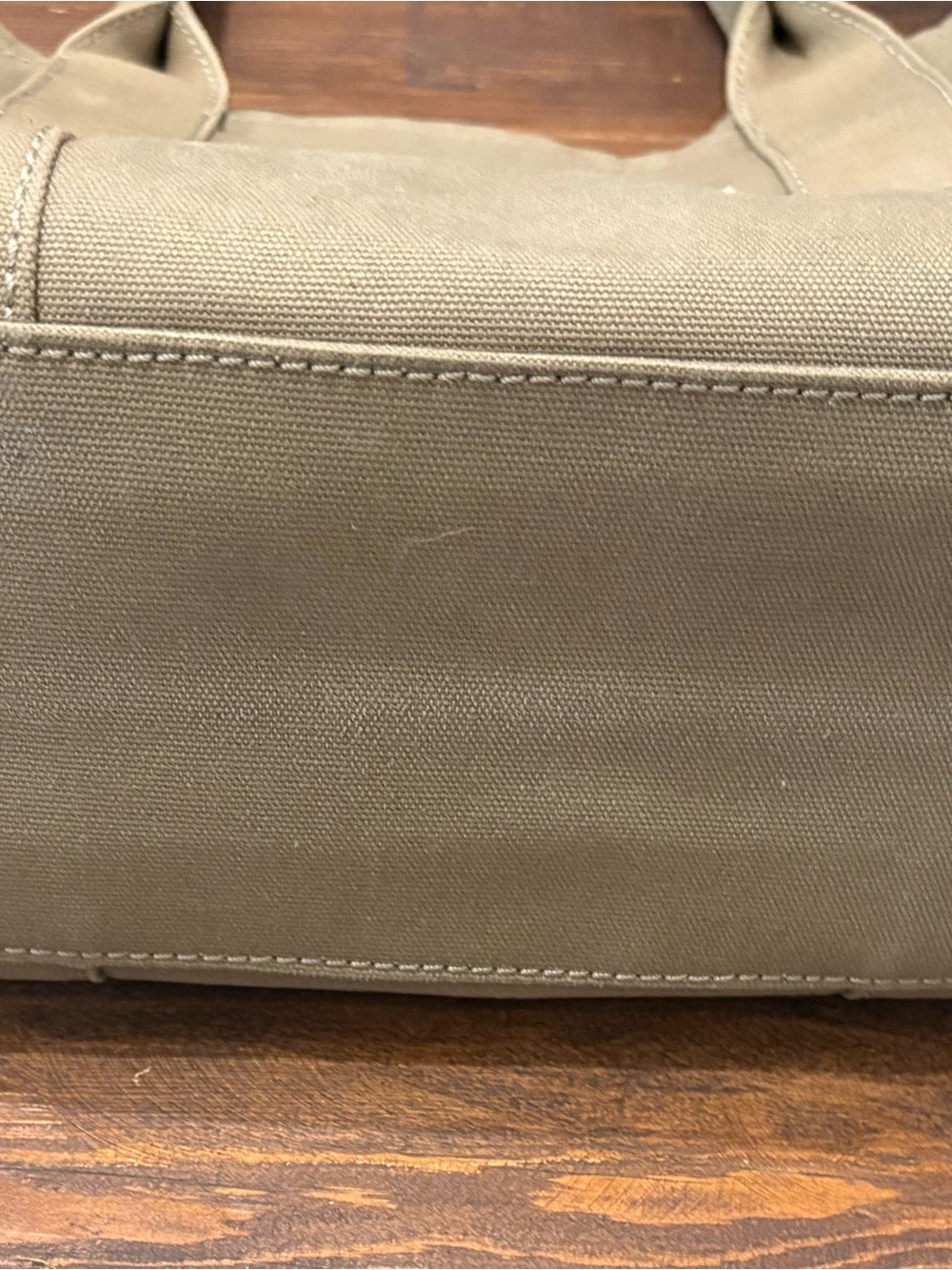 Marc Jacobs Olive Green 'The Tote Bag' Canvas Tote with White Logo - Picture 3 of 6